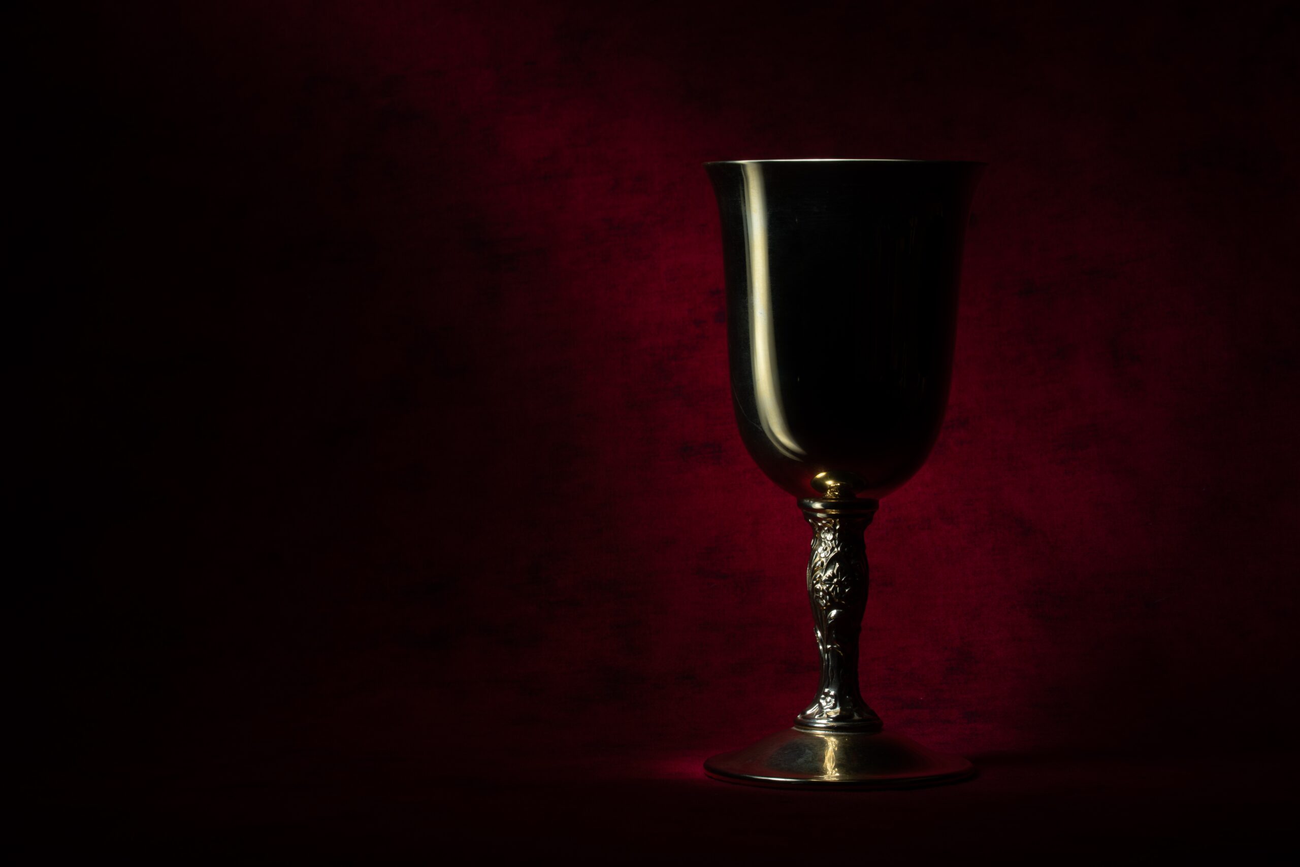 u_g45l9jv0-communion-5457740