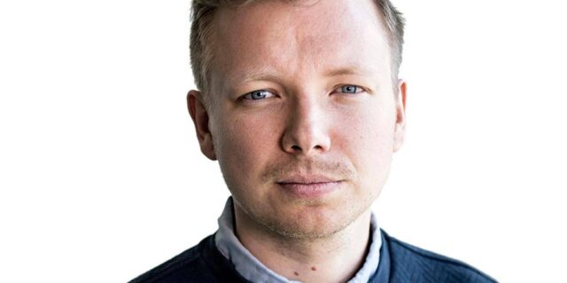 Flatåsbrunch med Emanuel Karlsten: Vad gör sociala medier med oss som människor?