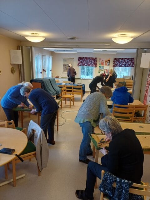 Renovering av kyrkbänkar