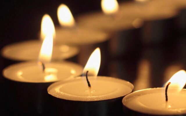 Musik & Bön för hopp och fred på förintelsens minnesdag tisdag 27 januari