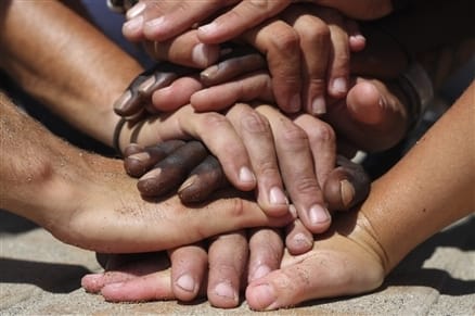 Öppen kyrka –  integrationsarbete med flyktingar och   asylsökande i Smålandsstenar?