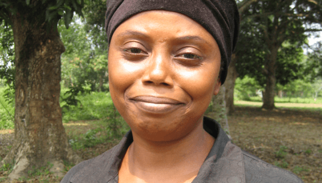 Adréenne lärde sig läsa