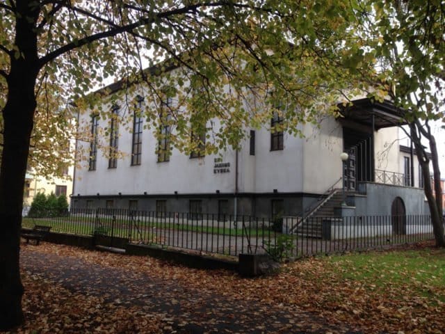 Sankt Jakobs kyrka såld och köpt