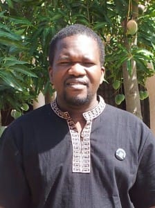 Ezra arbetar med hiv och aids för Kyrkornas Världsråd i Afrika