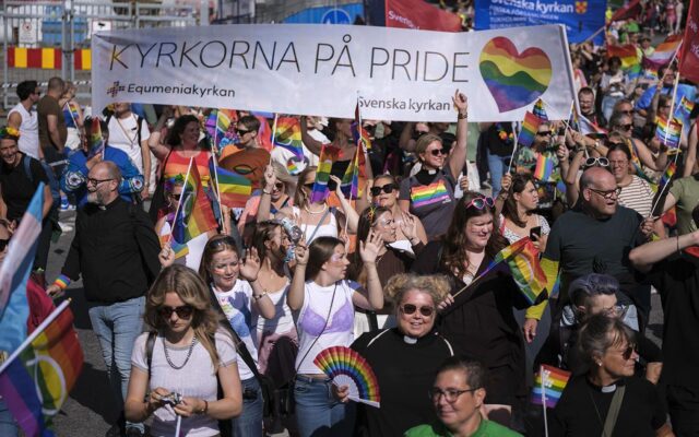 Kyrkorna på pride 27 juli-1 aug